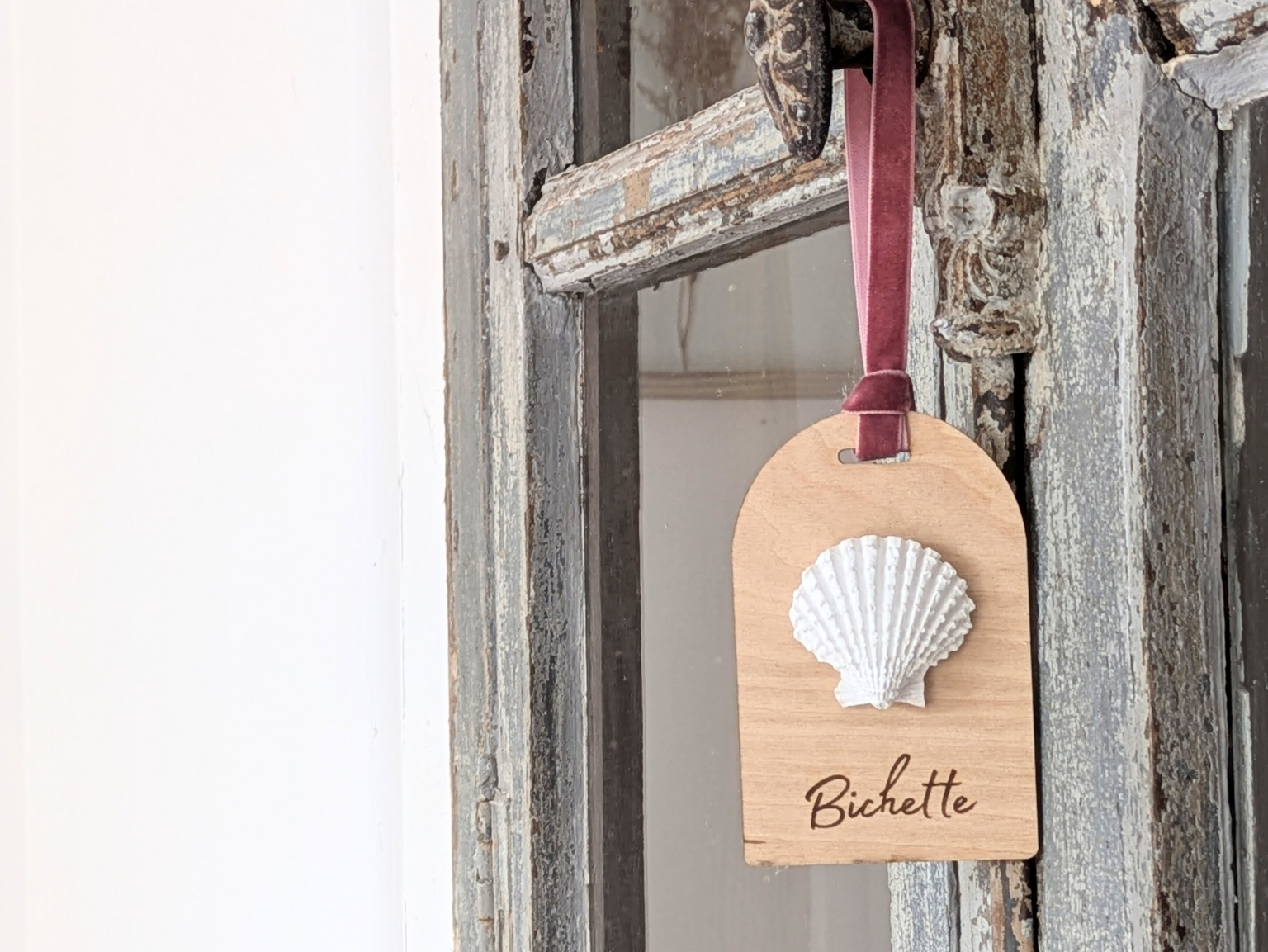Décor en plâtre parfumé message "Bichette" parfum Fleur de Lin.